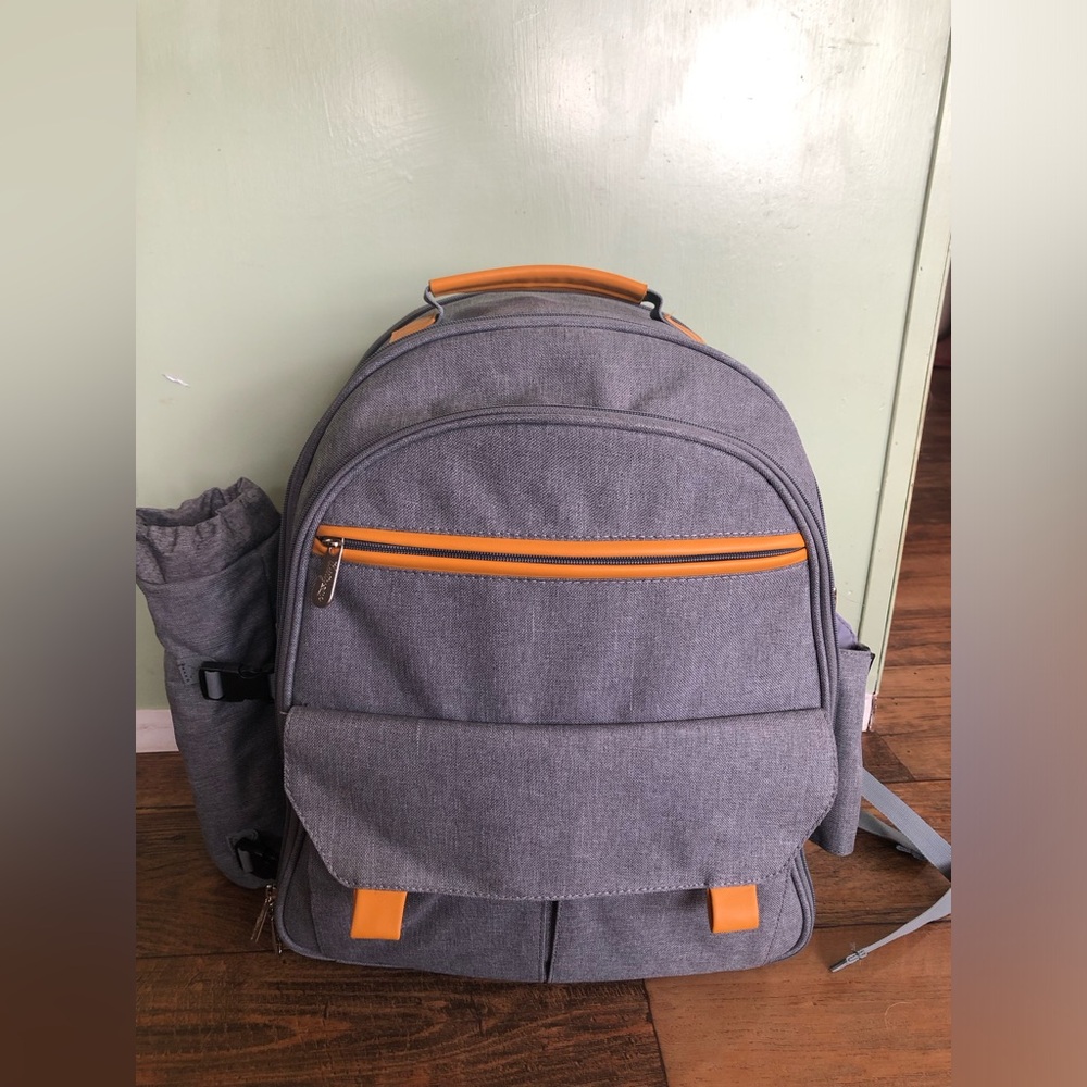 Thirty One Insulated Back Pack Cooler Bag Gray Zip Up, Water Bottle Slot